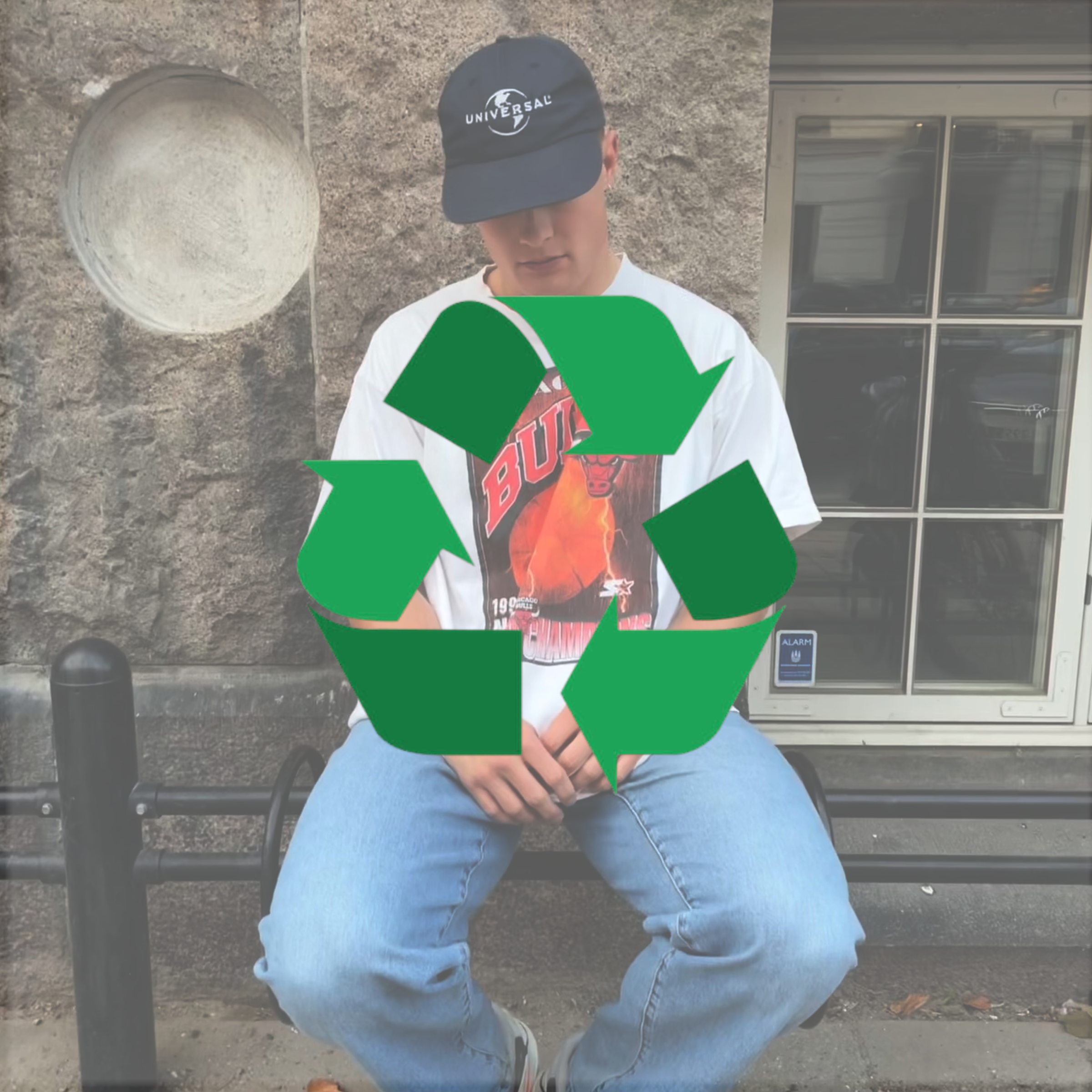 WHY IS VINTAGE CLOTHING SUSTAINABLE?