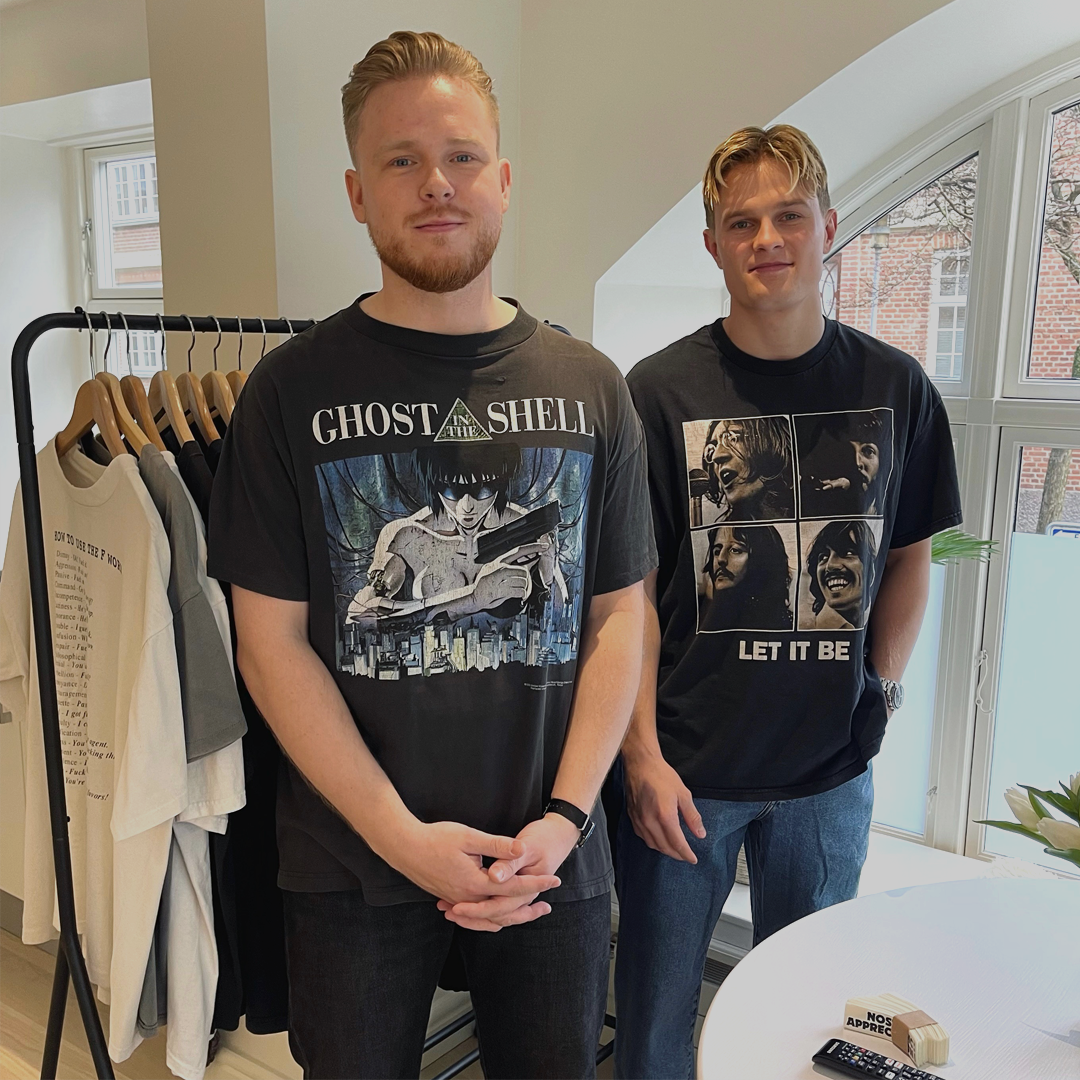 TV2 ØSTJYLLAND CAME BY TO TALK ABOUT VINTAGE T-SHIRTS